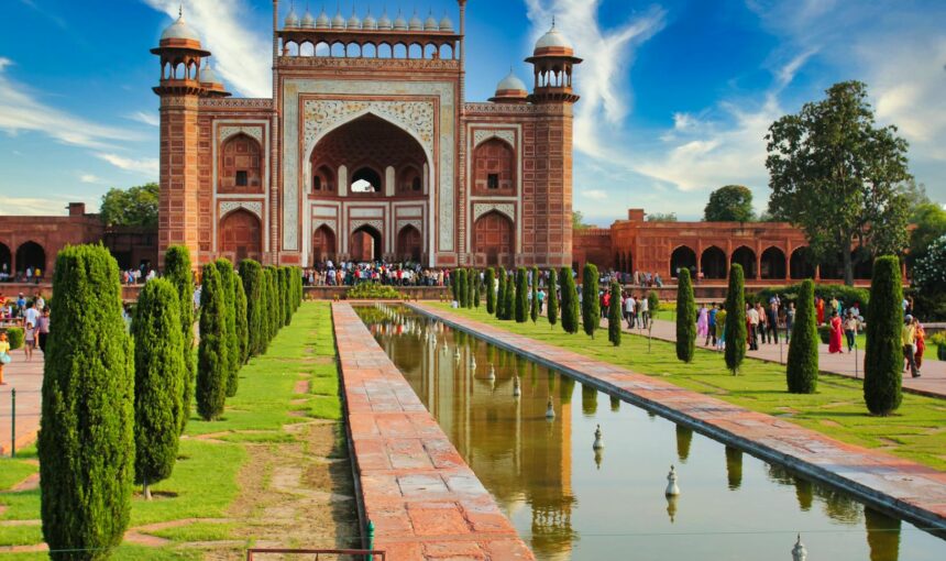 The Comprehensive Kerala Agra Travel Tourism Destination Guide for 2026