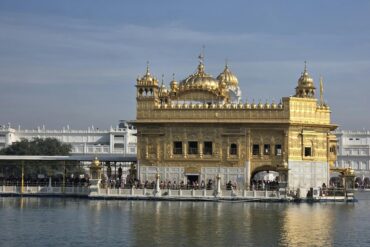 Traditional Bhangra dance and Golden Temple celebrations at the premier baisakhi travel tourism destination in 2026 by Himsahya Holidays
